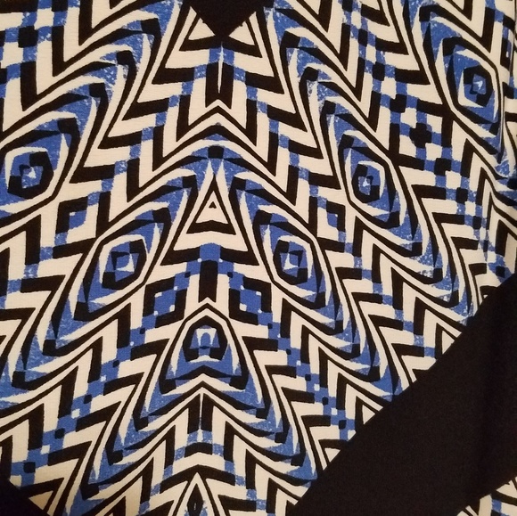 Dress - Picture 5 of 7